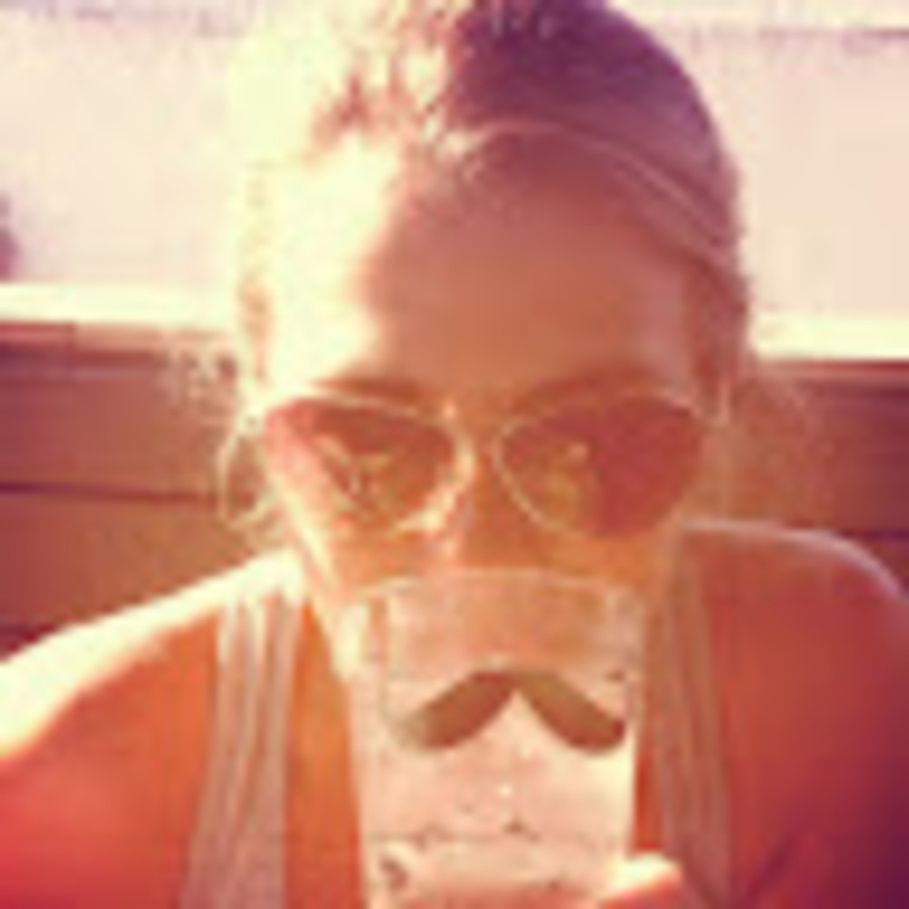 Meet your Posher, Kelly